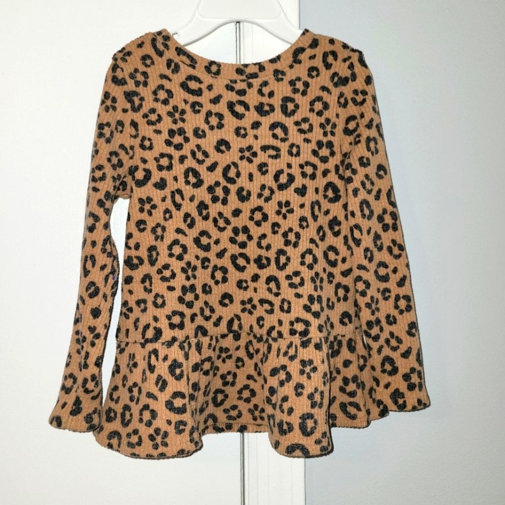 Cat & Jack Girls Leopard Print Long Sleeve Tee Shirt Size 3T